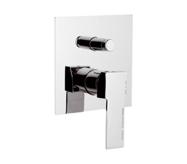 Смеситель для душа Remer Qubika Q09