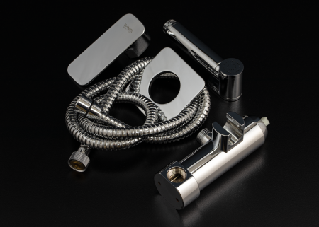 Гигиенический душ со смесителем Daniel Tiara TA645BP4DCCR